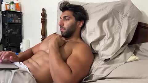 Snapshot of fitcurvyman4fun_69 chatting on May 2026 05:21:02 PM fitcurvyman4fun_69 online show from May 2026 05:21:02 PM