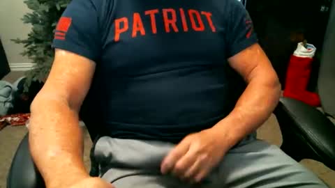 fitguy40 online show from January 2026 10:46:02 PM