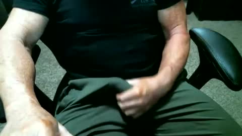 fitguy40 online show from July 2026 03:11:01 AM