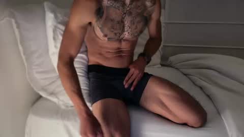 Snapshot of fitjacques chatting on June 2026 02:54:02 AM fitjacques online show from June 2026 02:54:02 AM