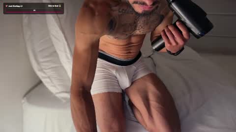 Snapshot of fitjacques chatting on July 2026 03:19:02 AM fitjacques online show from July 2026 03:19:02 AM
