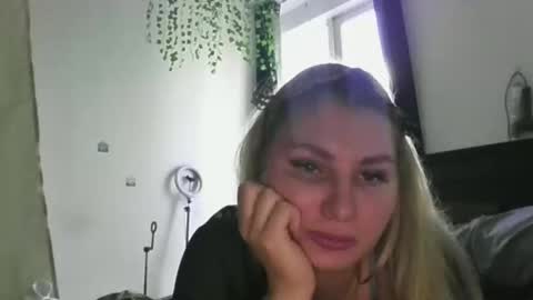 Snapshot of fitkatycom chatting on January 2025 09:33:01 AM fitkatycom online show from January 2025 09:33:01 AM