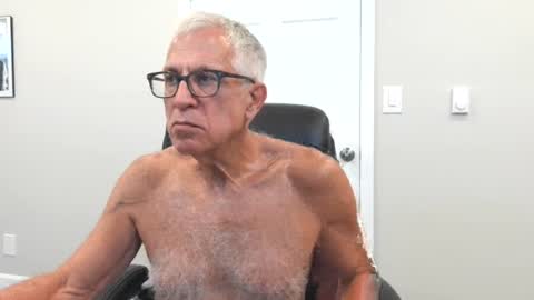 Snapshot of fitman999 chatting on July 2026 08:12:02 PM Jon online show from July 2026 08:12:02 PM