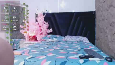 Snapshot of fitmommy_curves chatting on June 2026 01:02:02 PM GISELLE online show from June 2026 01:02:02 PM