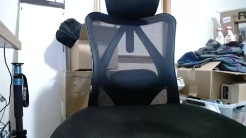 Snapshot of fitshow75 chatting on March 2025 02:51:02 AM  Links in Bio below online show from March 2025 02:51:02 AM