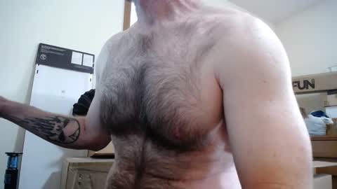 Snapshot of fitshow75 chatting on September 2025 11:44:01 AM  Links in Bio below online show from September 2025 11:44:01 AM