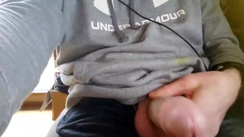 Snapshot of fiveforwilly1 chatting on February 2025 03:58:02 PM Markus online show from February 2025 03:58:02 PM