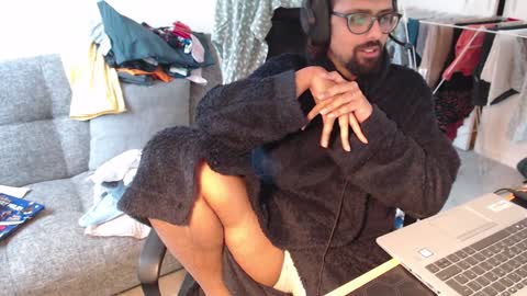 Snapshot of fizz6572 chatting on December 2024 11:02:01 AM fizz6572 online show from December 2024 11:02:01 AM