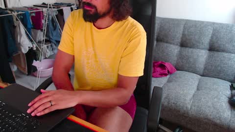 Snapshot of fizz6572 chatting on February 2025 09:05:02 AM fizz6572 online show from February 2025 09:05:02 AM