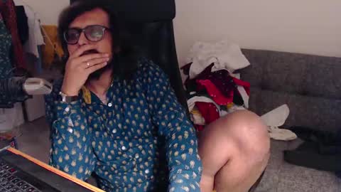 Snapshot of fizz6572 chatting on February 2025 09:27:02 PM fizz6572 online show from February 2025 09:27:02 PM