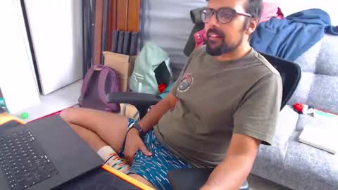 Snapshot of fizz6572 chatting on October 2025 07:50:01 AM fizz6572 online show from October 2025 07:50:01 AM