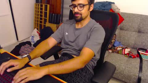 Snapshot of fizz6572 chatting on October 2025 06:21:01 PM fizz6572 online show from October 2025 06:21:01 PM