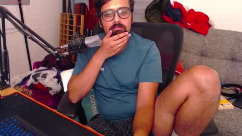 Snapshot of fizz6572 chatting on November 2025 09:06:02 PM fizz6572 online show from November 2025 09:06:02 PM