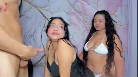 Snapshot of fkndream18 chatting on November 2025 02:21:01 AM Sophia Antonella Ryan online show from November 2025 02:21:01 AM