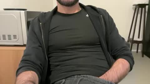 Snapshot of fla85 chatting on October 2025 11:59:01 PM Fla is short for Flavio online show from October 2025 11:59:01 PM