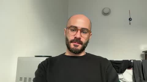 Snapshot of fla85 chatting on November 2025 01:45:01 PM Fla is short for Flavio online show from November 2025 01:45:01 PM