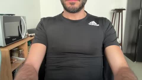 Snapshot of fla85 chatting on November 2025 11:11:01 AM Fla is short for Flavio online show from November 2025 11:11:01 AM