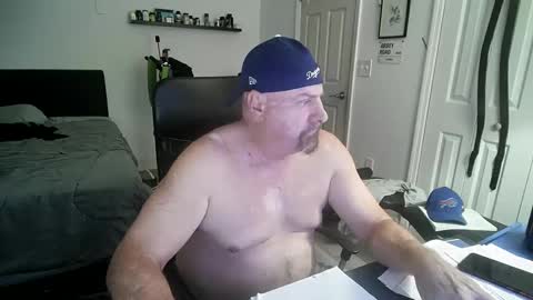Snapshot of flaguy3233 chatting on October 2025 04:38:01 PM Florida guy online show from October 2025 04:38:01 PM