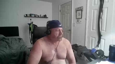 Snapshot of flaguy3233 chatting on October 2025 11:59:02 PM Florida guy online show from October 2025 11:59:02 PM