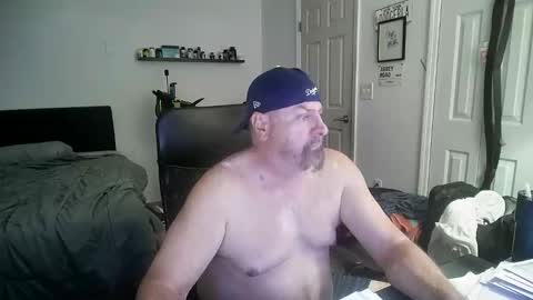 Snapshot of flaguy3233 chatting on October 2025 04:09:02 PM Florida guy online show from October 2025 04:09:02 PM