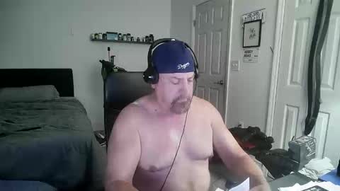 Snapshot of flaguy3233 chatting on October 2025 10:22:02 PM Florida guy online show from October 2025 10:22:02 PM