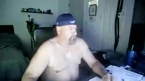 Snapshot of flaguy3233 chatting on November 2025 12:37:02 PM Florida guy online show from November 2025 12:37:02 PM