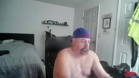 Snapshot of flaguy3233 chatting on November 2025 02:39:02 AM Florida guy online show from November 2025 02:39:02 AM
