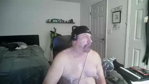 Snapshot of flaguy3233 chatting on December 2025 06:47:02 PM Florida guy online show from December 2025 06:47:02 PM