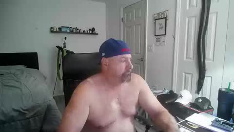Snapshot of flaguy3233 chatting on December 2025 03:23:02 AM Florida guy online show from December 2025 03:23:02 AM