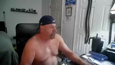 Snapshot of flaguy3233 chatting on March 2026 11:28:02 AM Florida guy online show from March 2026 11:28:02 AM