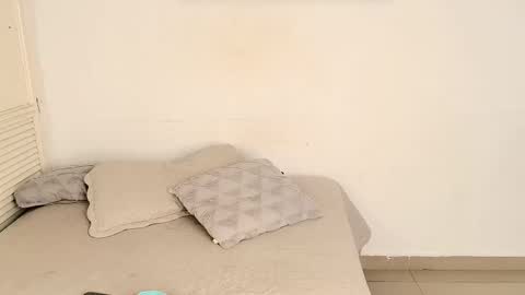 Snapshot of flavia_cruz chatting on September 2025 07:27:02 PM Flavia online show from September 2025 07:27:02 PM