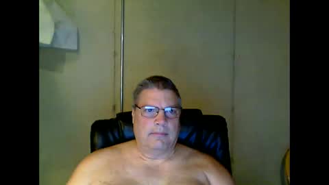Snapshot of fletch32 chatting on November 2025 12:06:02 PM jd online show from November 2025 12:06:02 PM