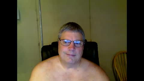 Snapshot of fletch32 chatting on December 2025 03:05:01 AM jd online show from December 2025 03:05:01 AM