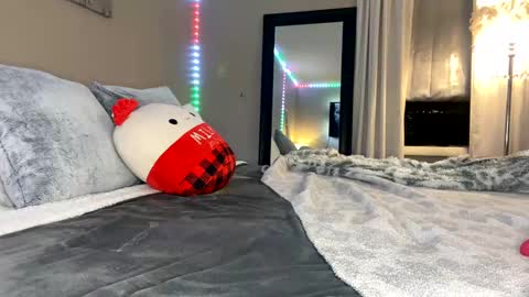 Snapshot of flexyroxxxy chatting on December 2024 11:16:02 PM Roxy online show from December 2024 11:16:02 PM