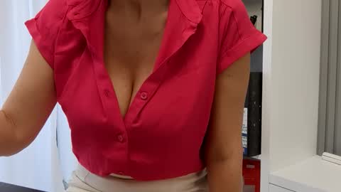 Amaya online show from April 2026 02:12:02 PM