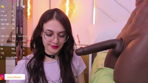 Luna online show from February 2025 06:59:01 PM