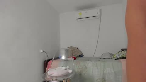 Snapshot of flor_herrera1 chatting on February 2025 02:08:02 AM online show from February 2025 02:08:02 AM