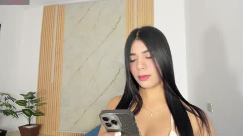 Snapshot of flor_herrera1 chatting on May 2026 02:51:01 AM online show from May 2026 02:51:01 AM