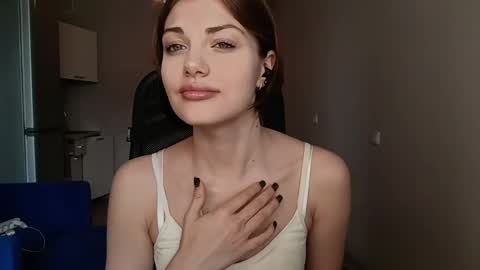 Snapshot of florenceheatly chatting on May 2026 10:10:02 AM Flora online show from May 2026 10:10:02 AM