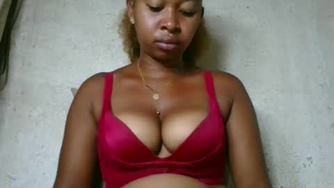 florencia011 online show from March 2026 07:09:01 PM