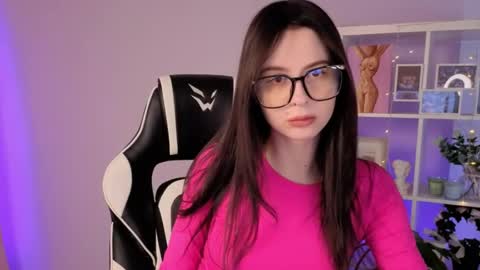 Flori online show from April 2026 02:59:02 AM