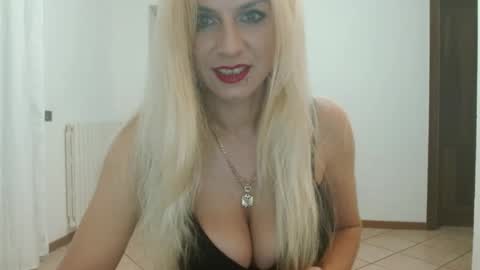 Snapshot of florya4you chatting on September 2025 11:59:01 PM florya4you online show from September 2025 11:59:01 PM