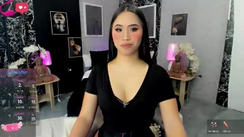 Leslie online show from November 2025 02:09:02 PM