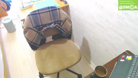 Snapshot of flowerbox chatting on February 2025 03:08:02 AM flowerbox online show from February 2025 03:08:02 AM