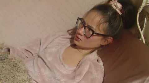 say meow and send tip  online show from October 2025 05:35:01 PM