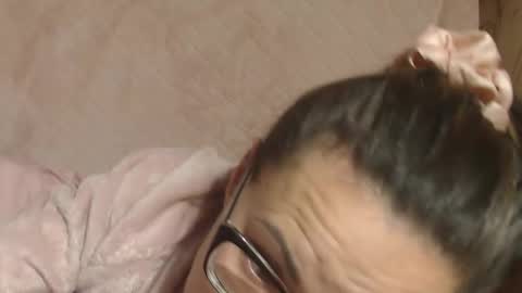 say meow and send tip  online show from November 2025 09:00:02 AM