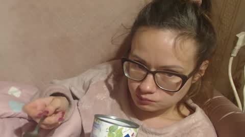 say meow and send tip  online show from December 2025 05:30:01 PM