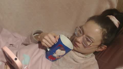 say meow and send tip  online show from March 2026 07:43:02 PM