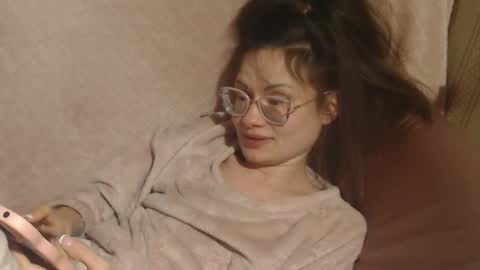 say meow and send tip  online show from March 2026 07:31:01 PM