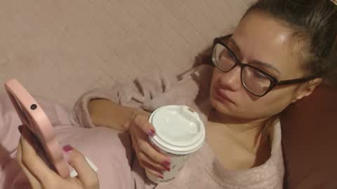 say meow and send tip  online show from November 2025 10:15:02 AM